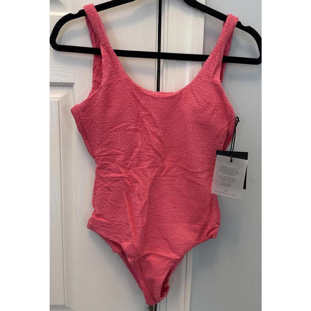 NEW It’s Now Cool Swim One Piece Bathing Suit Color Lollipop Crimp Size Med - Picture 1 of 10